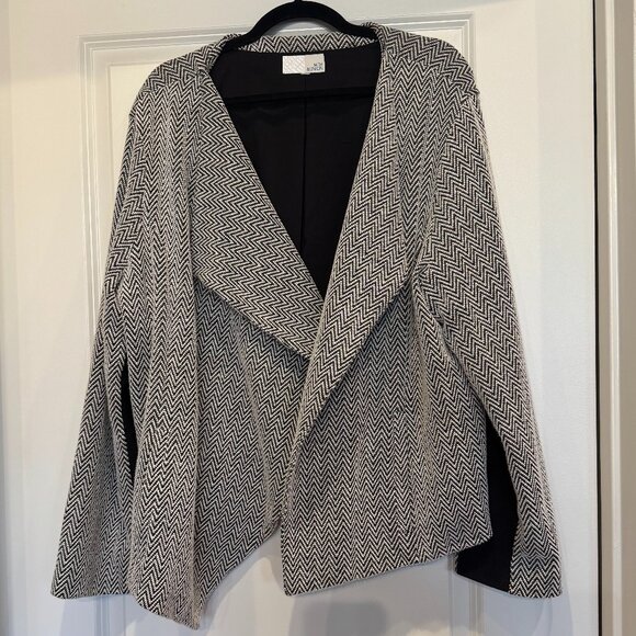14th & Union Open Front Asymmetric Blazer - Picture 1 of 9